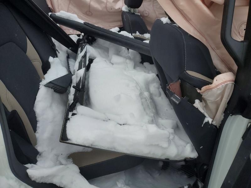 2022 Ford Bronco Base