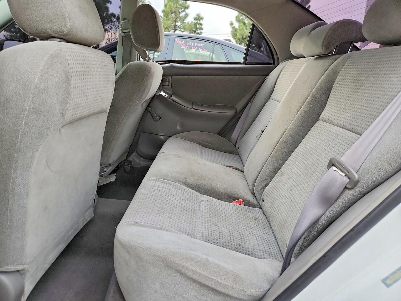 2005 Toyota Corolla ce