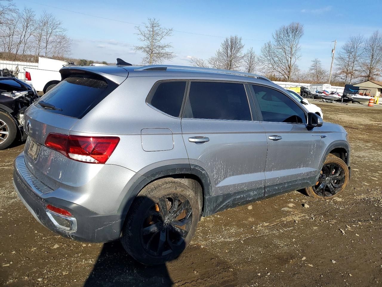 2023 Volkswagen Taos se