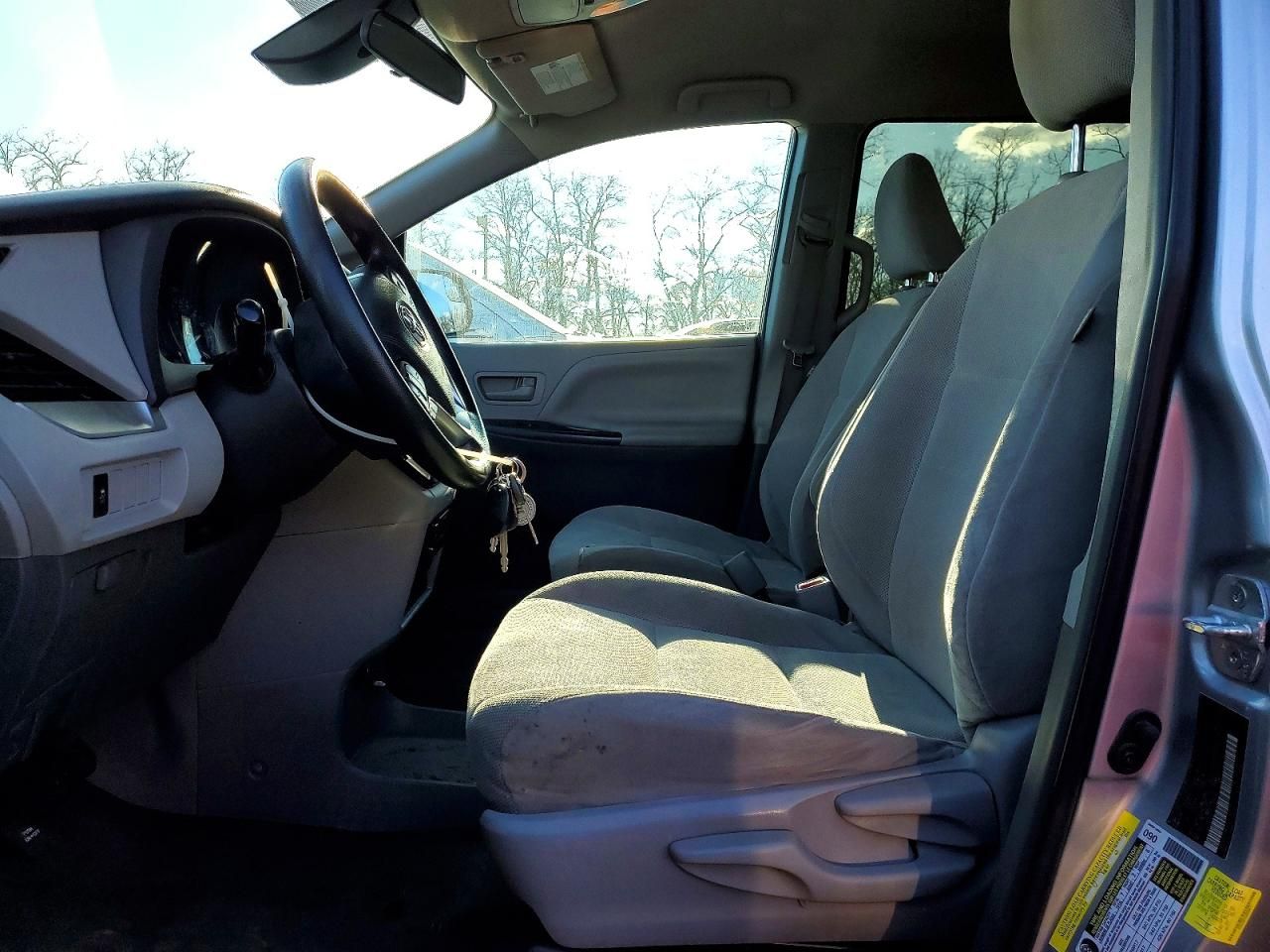 2018 Toyota Sienna l