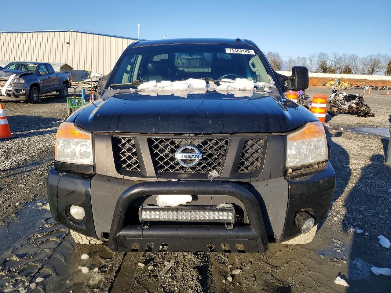 2012 Niss Titan