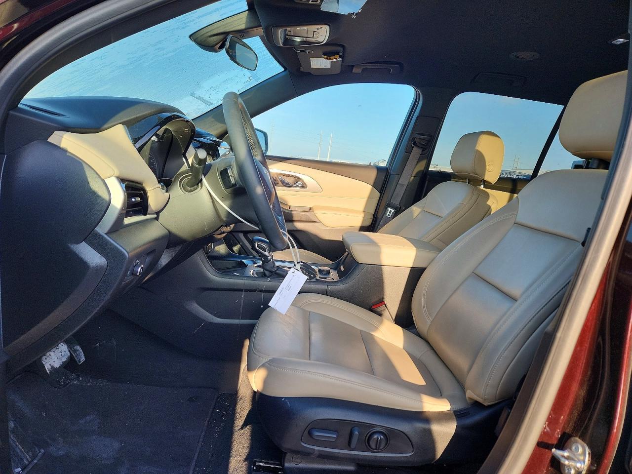 2023 Chevrolet Traverse lt