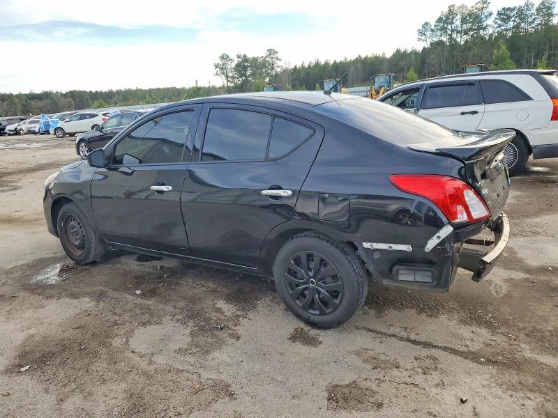 2016 Nissan Versa 1.6 sv