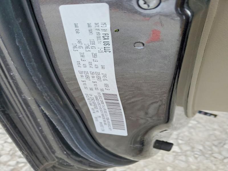 2015 Chrysler Town & Country lx