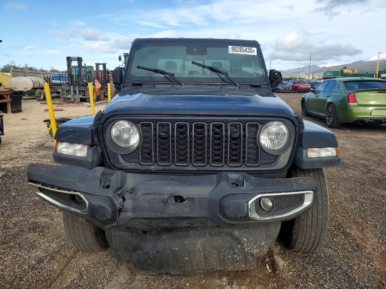 2024 Jeep Gladiator Sport