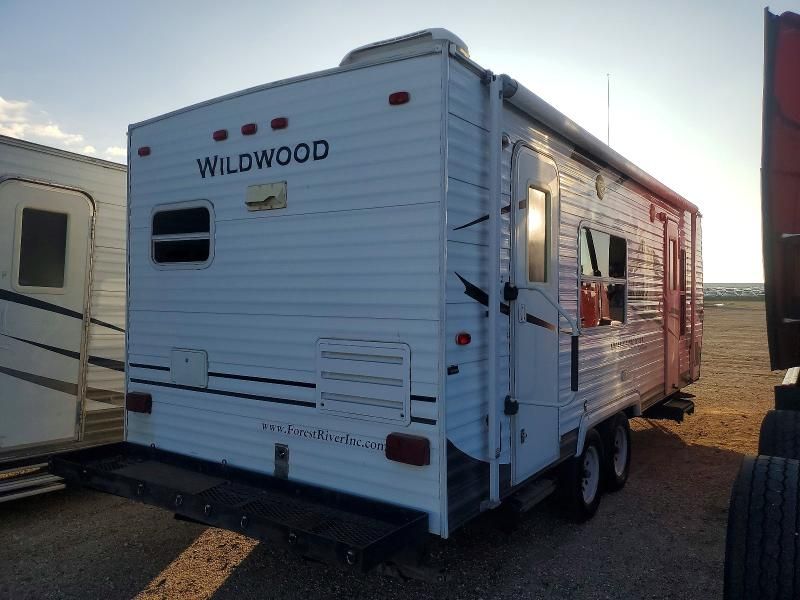 2008 Wildwood BY Forest River Travel TRA-Camper