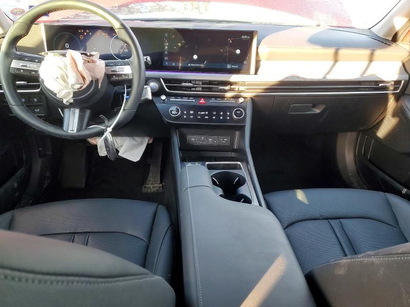 2025 Hyundai Sonata Hybrid