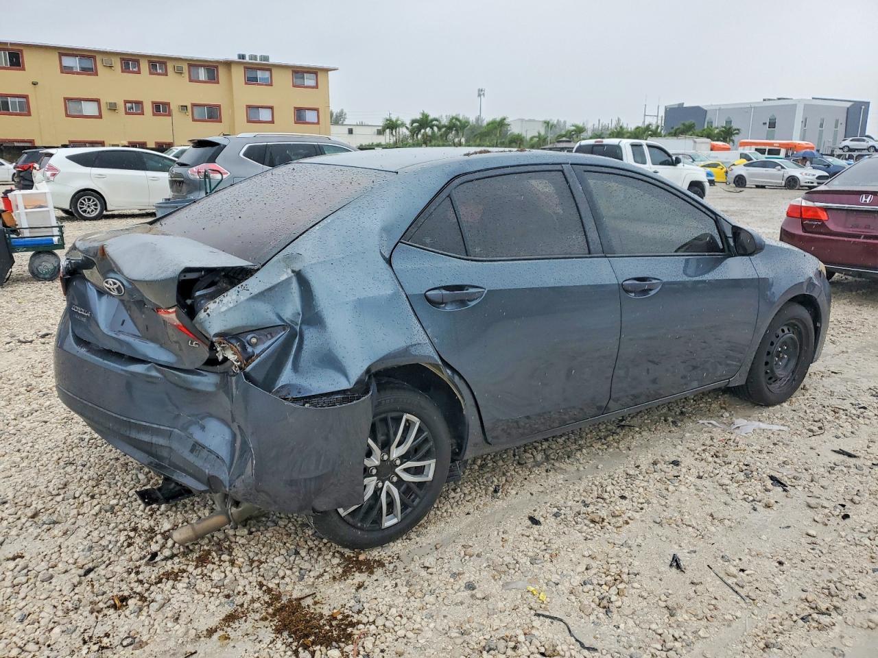 2014 Toyota Corolla l
