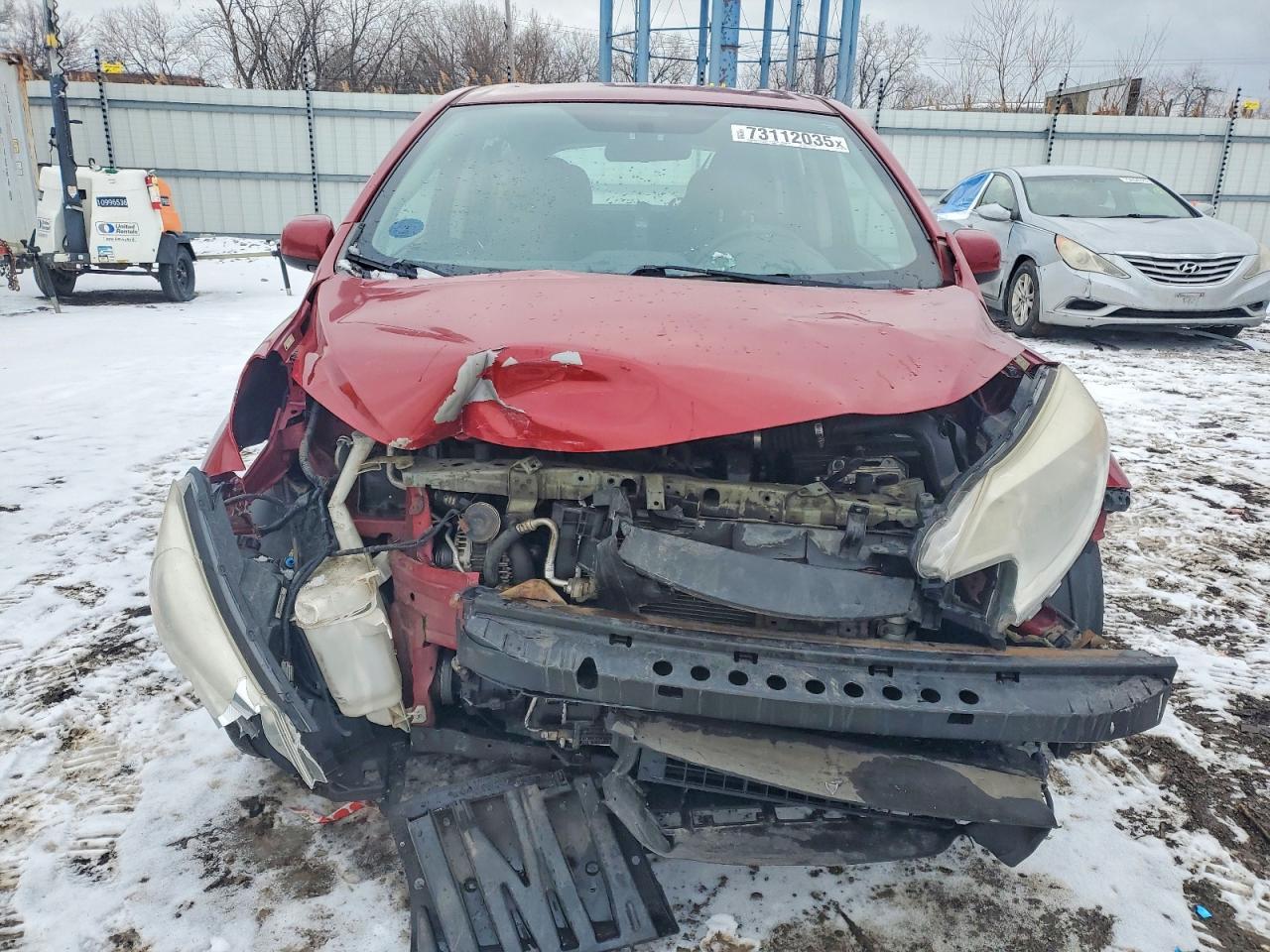 2014 Niss Versa Note sv