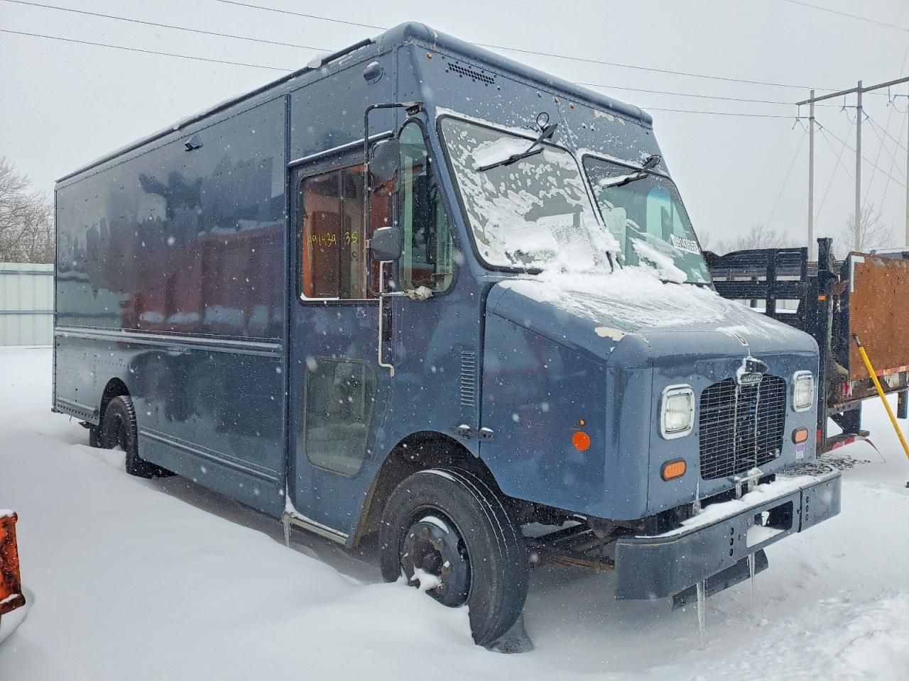 2020 Freightliner MT 45G Delivery Truck