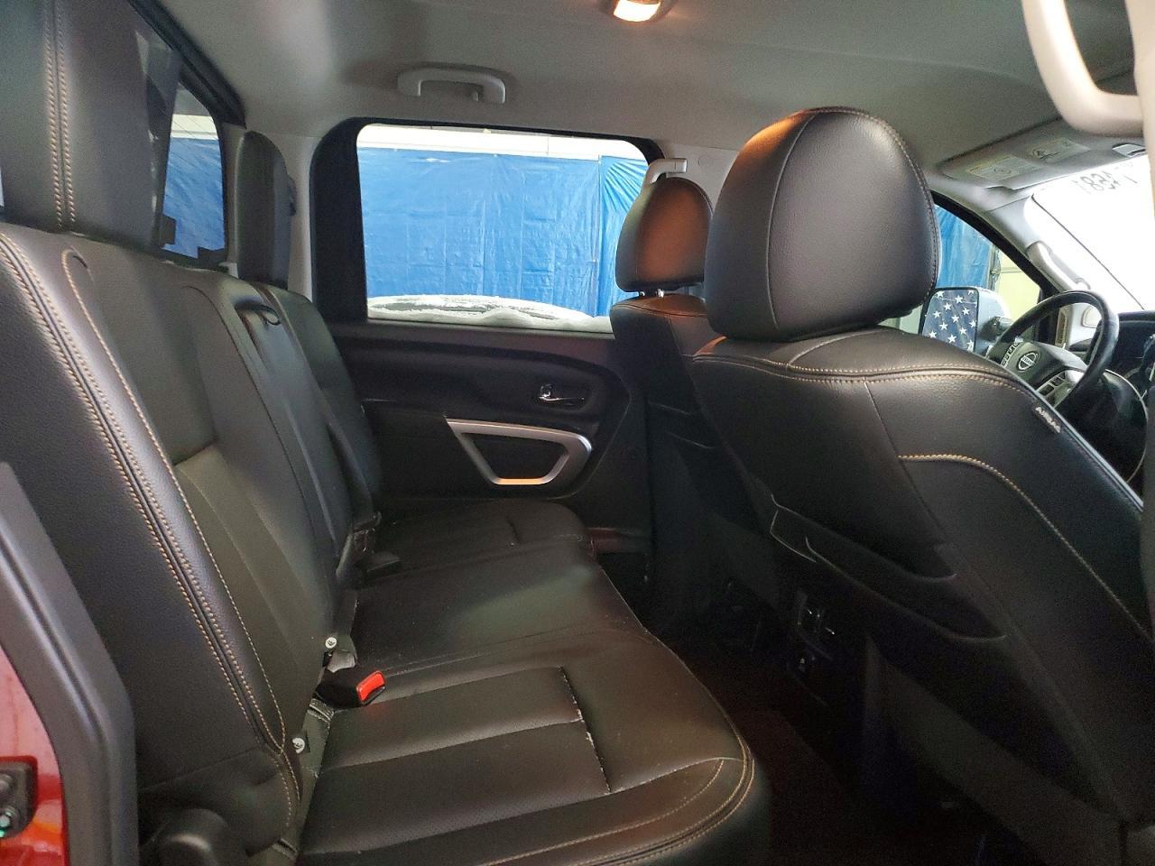 2016 Nissan Titan XD SL