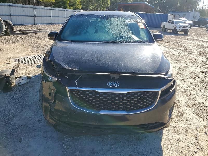 2016 KIA Sedona lx