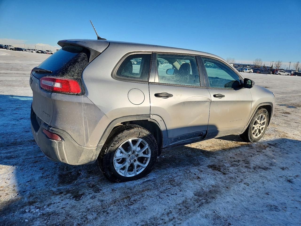 2016 Jeep Cherokee Sport