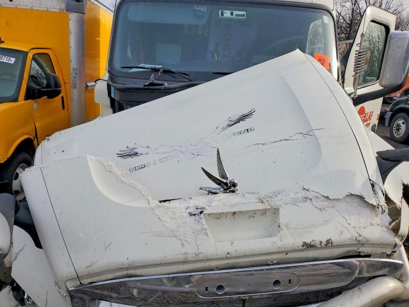 2019 Freightliner Cascadia 126 Semi Truck