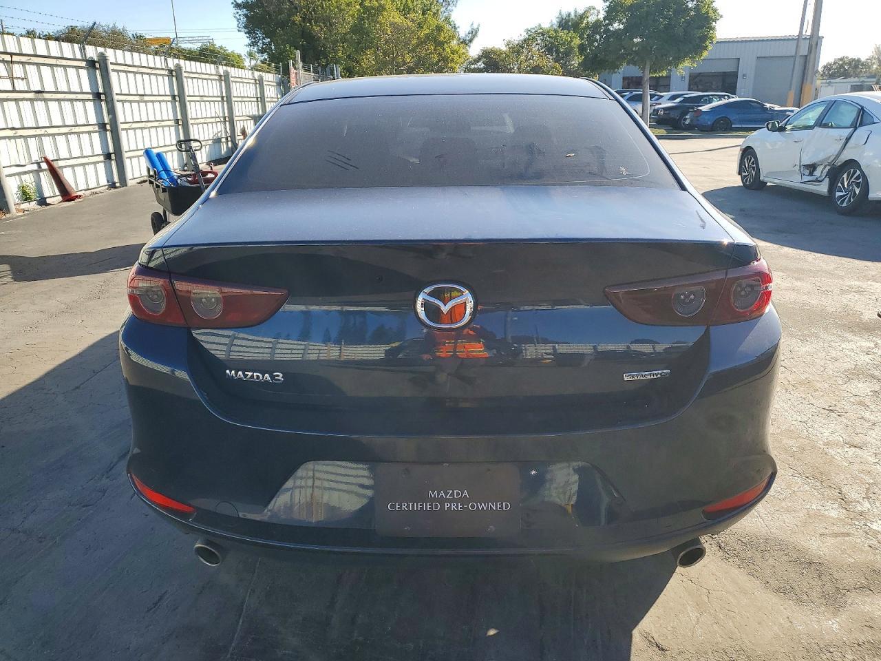 2021 Mazda 3 Preferred