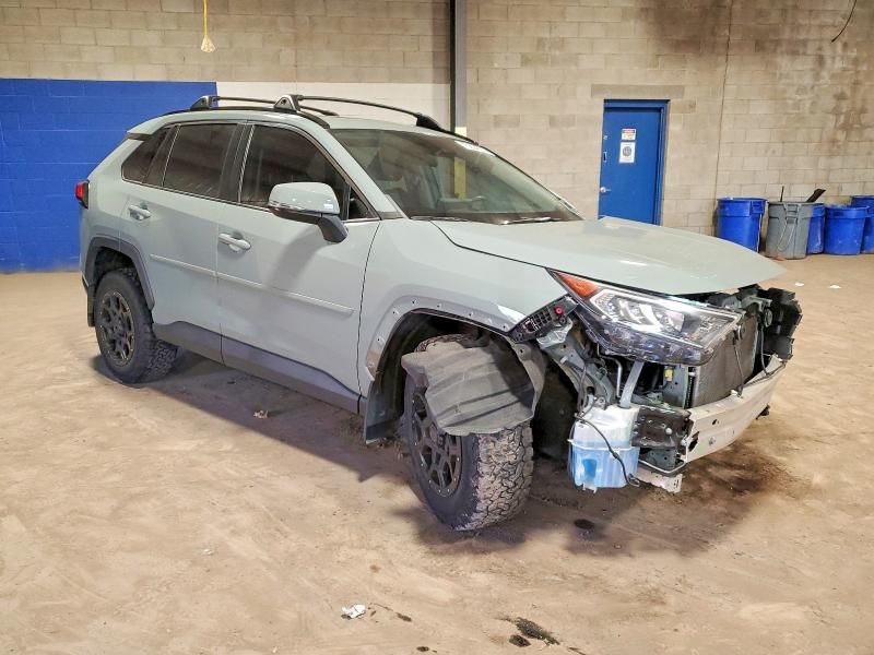 2021 Toyota Rav4 xle Premium