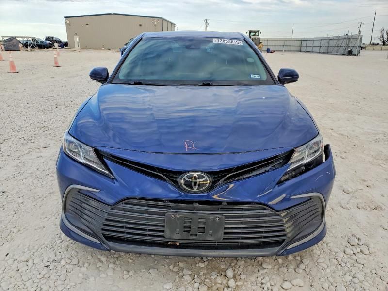 2023 Toyota Camry le