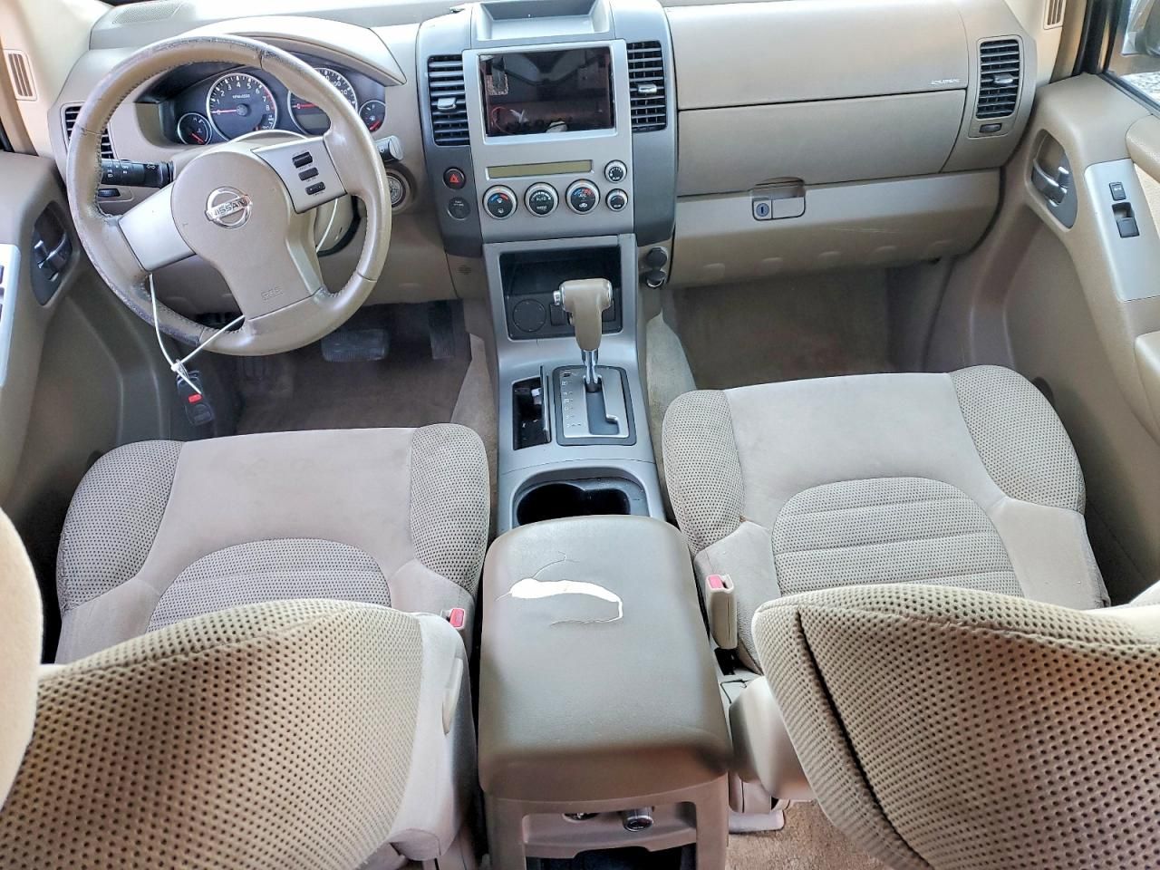 2005 Nissan Pathfinder le