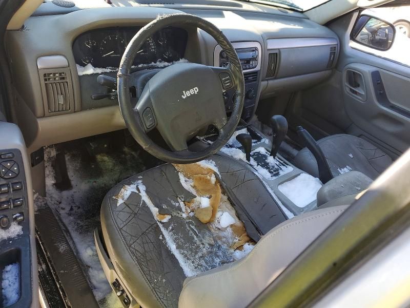 2002 Jeep Grand Cherokee Laredo