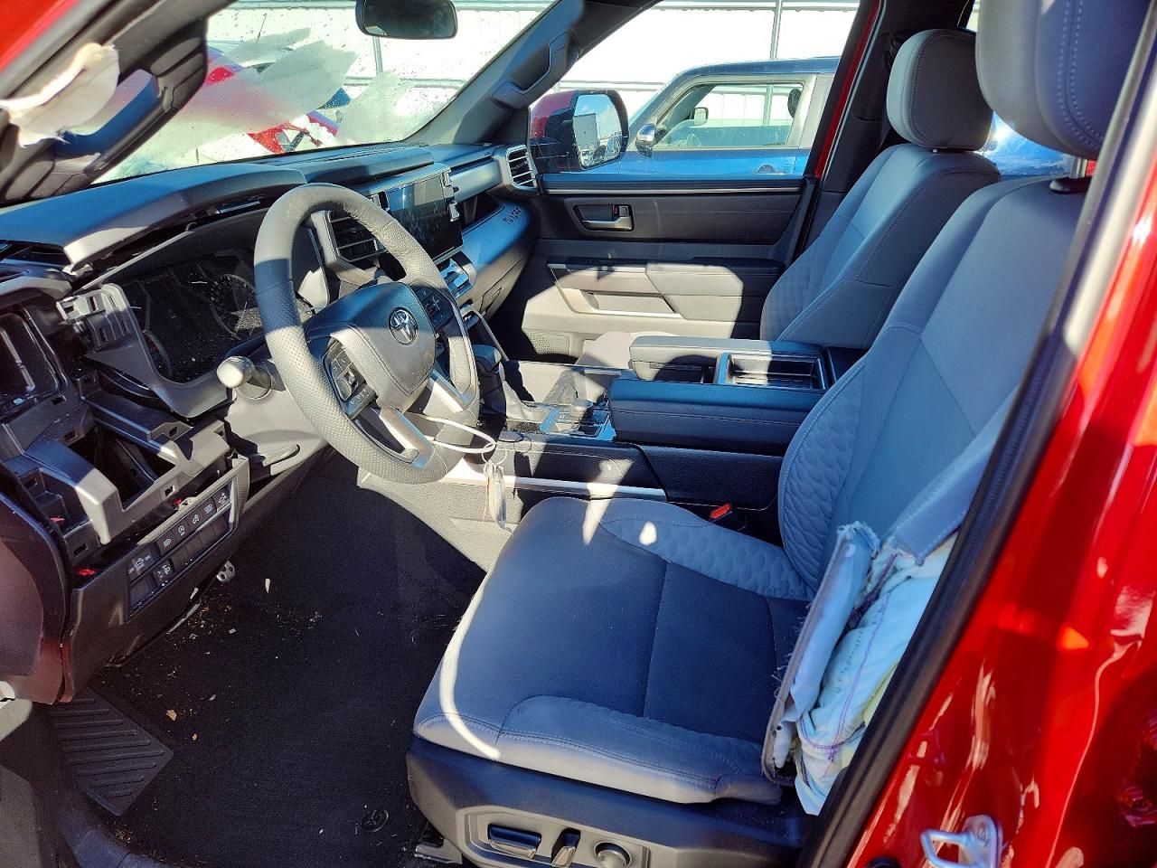 2025 Toyota Tundra Crewmax sr