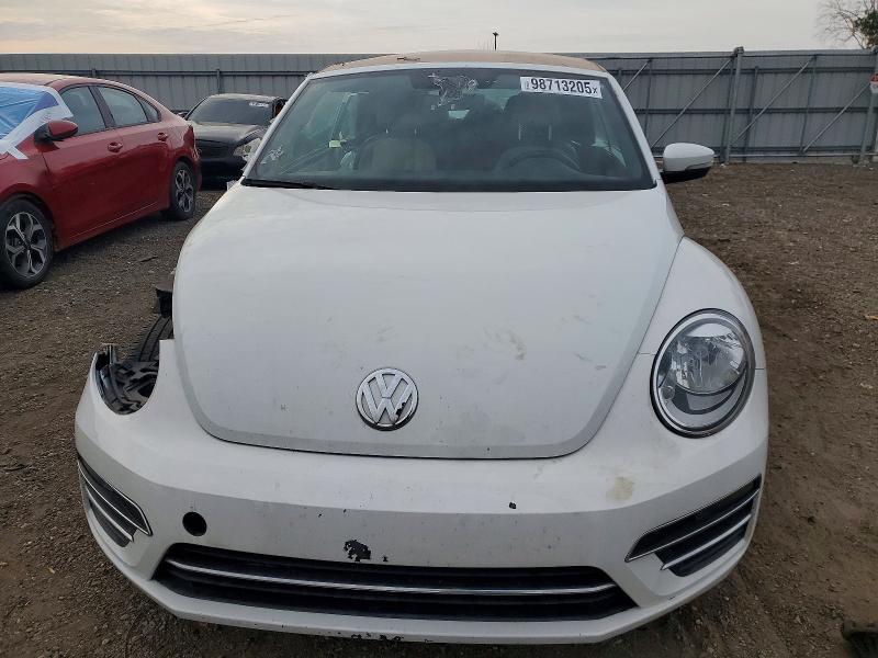 2018 Volkswagen Beetle s