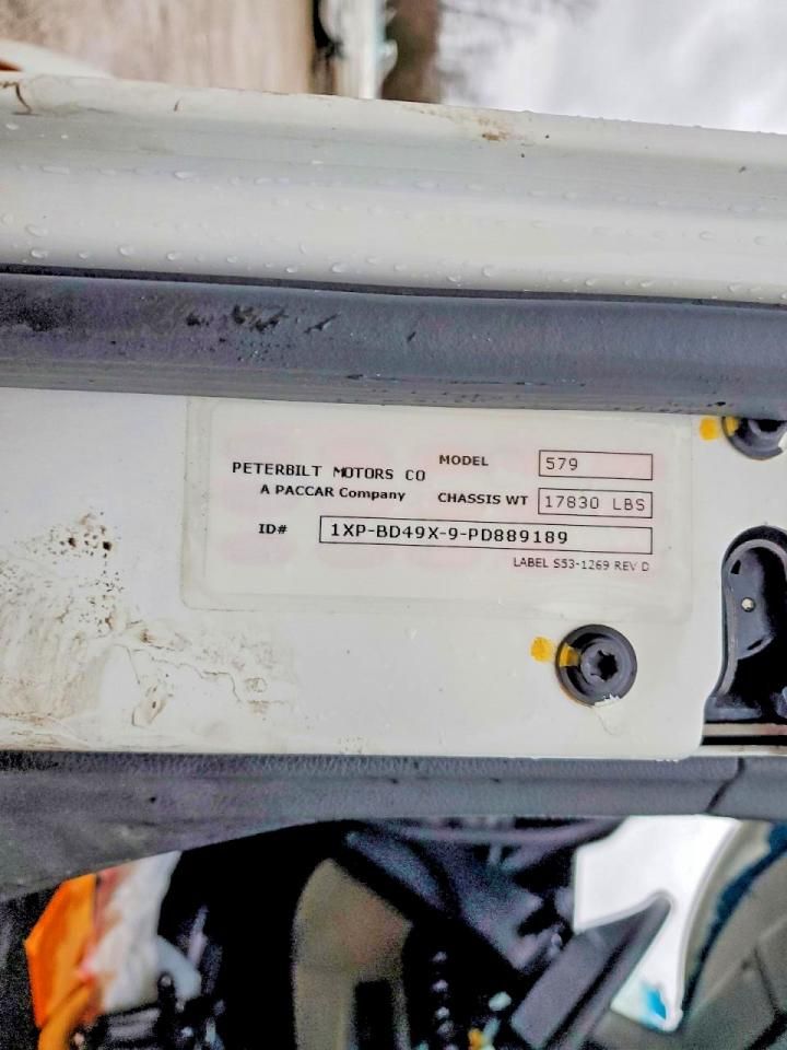 2023 Peterbilt 579 Semi Truck