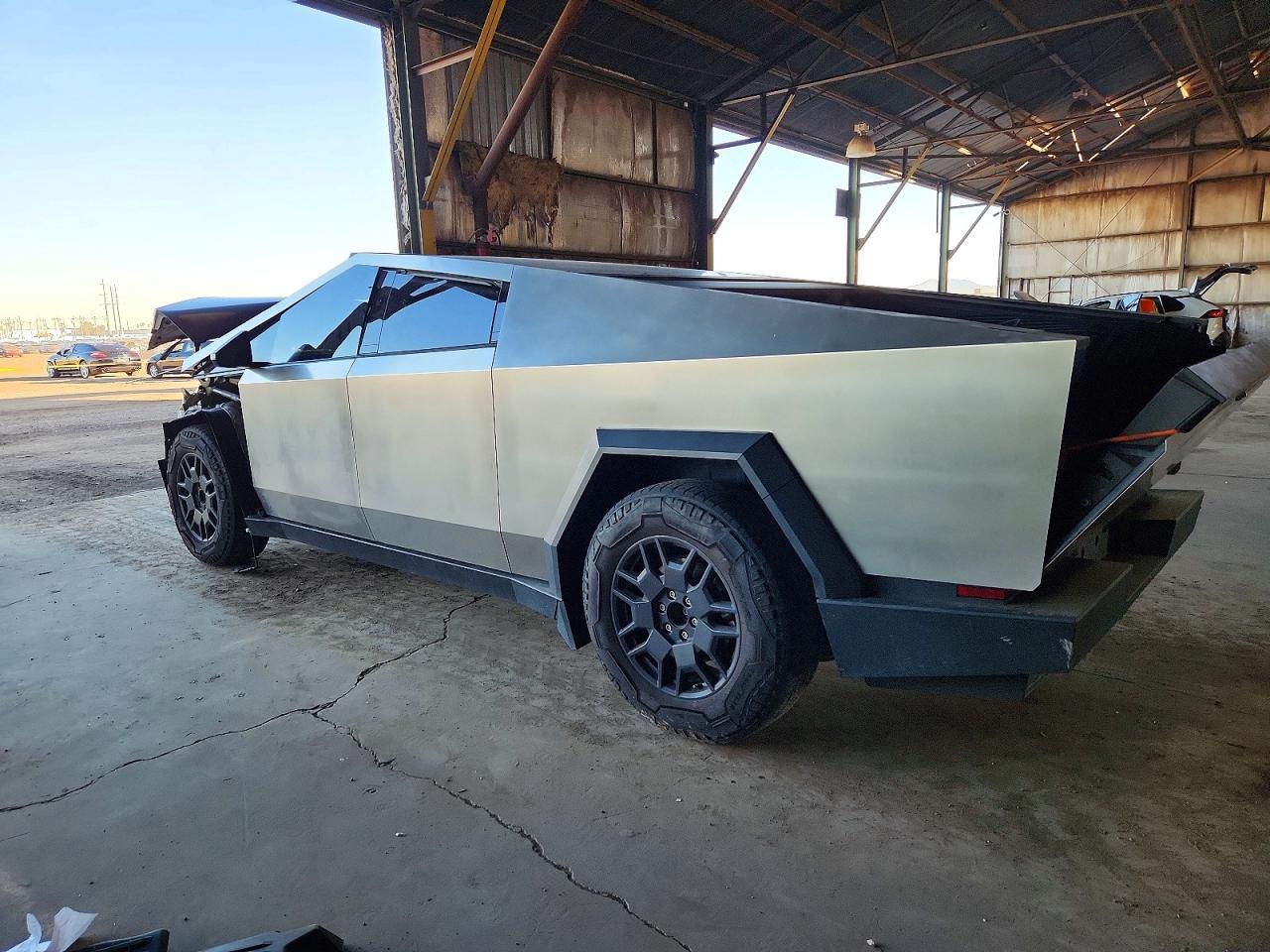 2024 Tesla Cybertruck