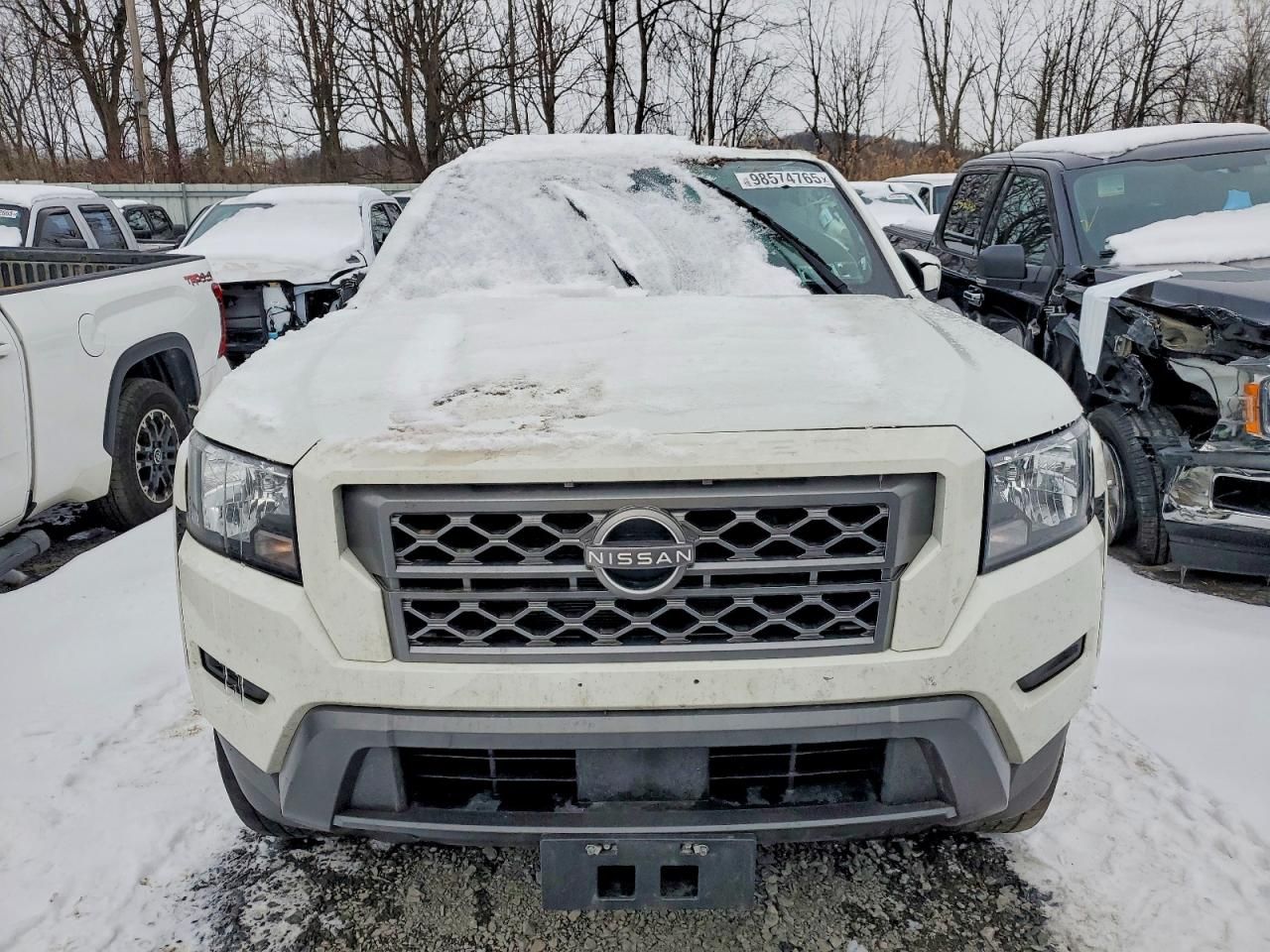 2022 Nissan Frontier s