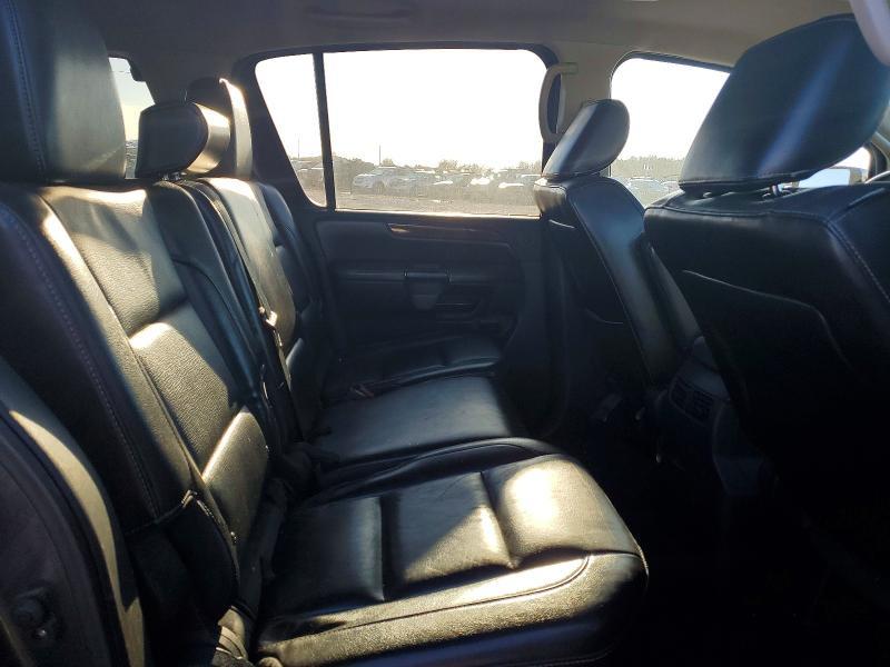 2012 Nissan Armada sv