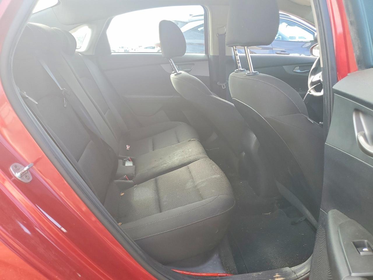 2021 KIA Forte fe