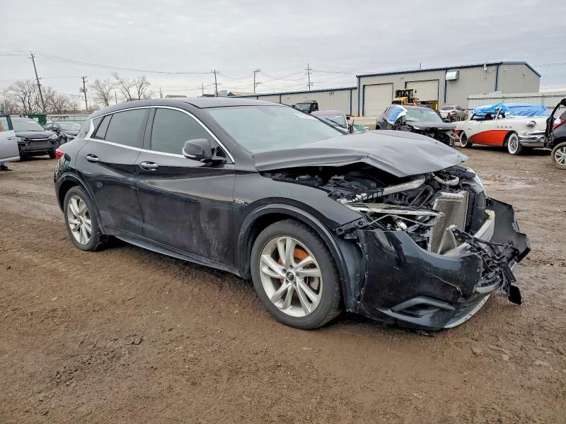 2017 Infiniti Qx30 Base