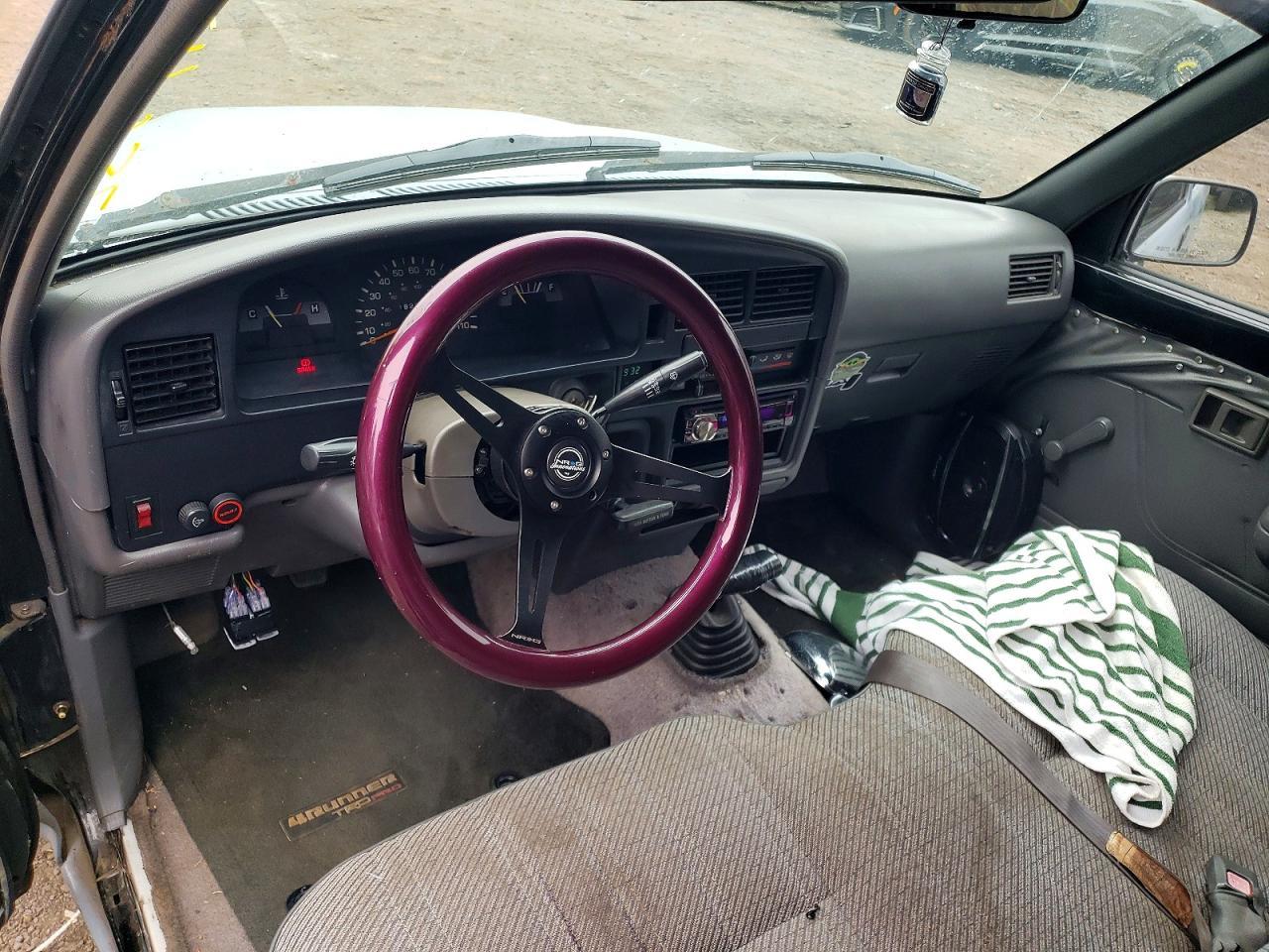 1993 Toyota Pickup 1/2 TON Short Wheelbase STB