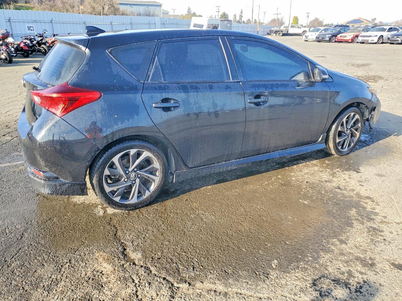 2018 Toyota Corolla im Base