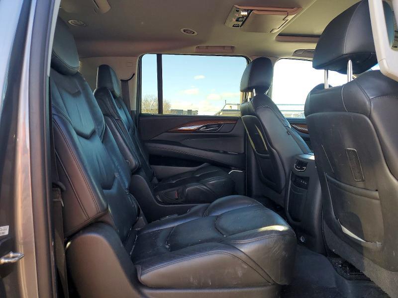 2019 Cadillac Escalade esv Luxury
