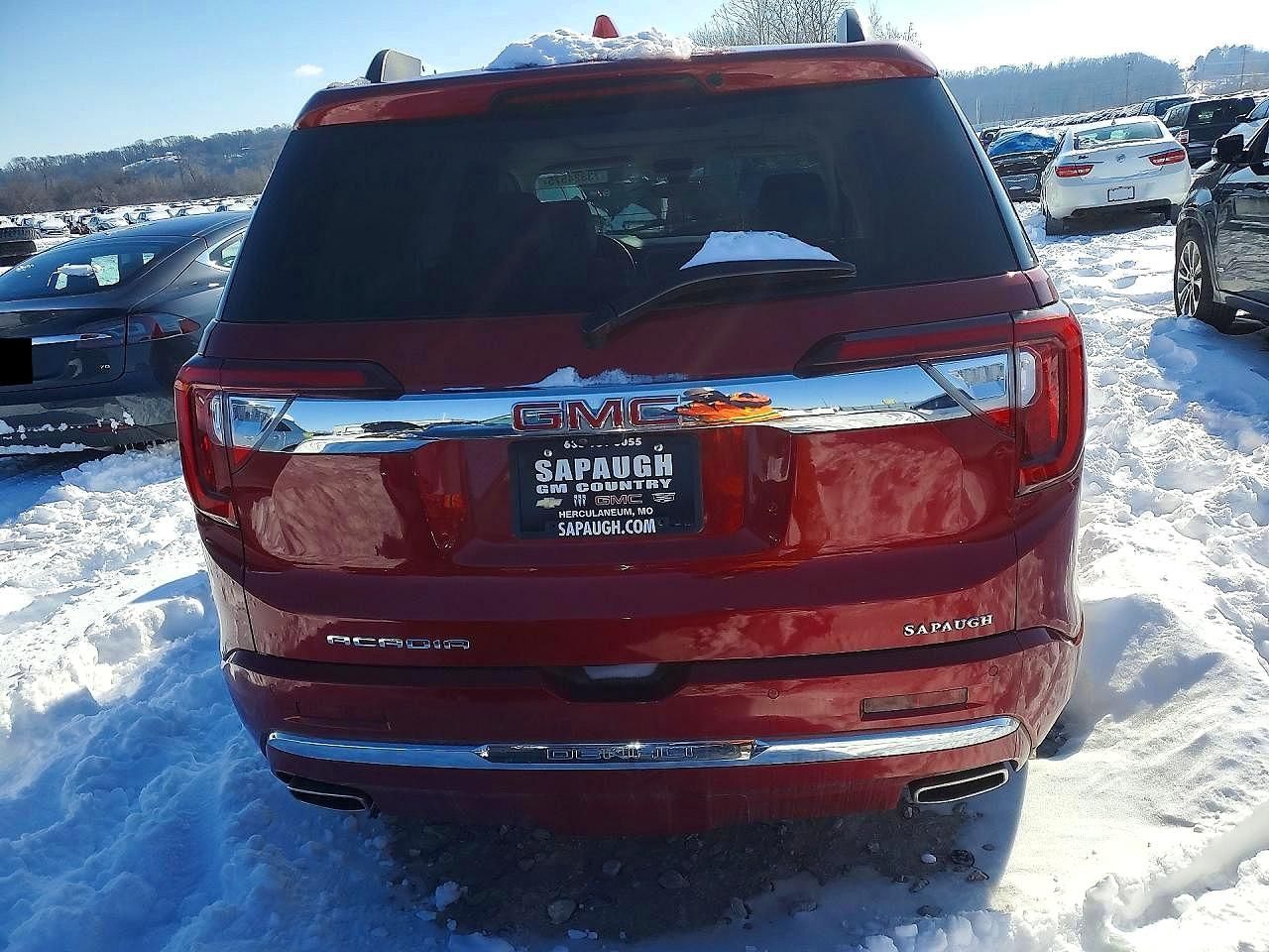 2023 GMC Acadia Denali