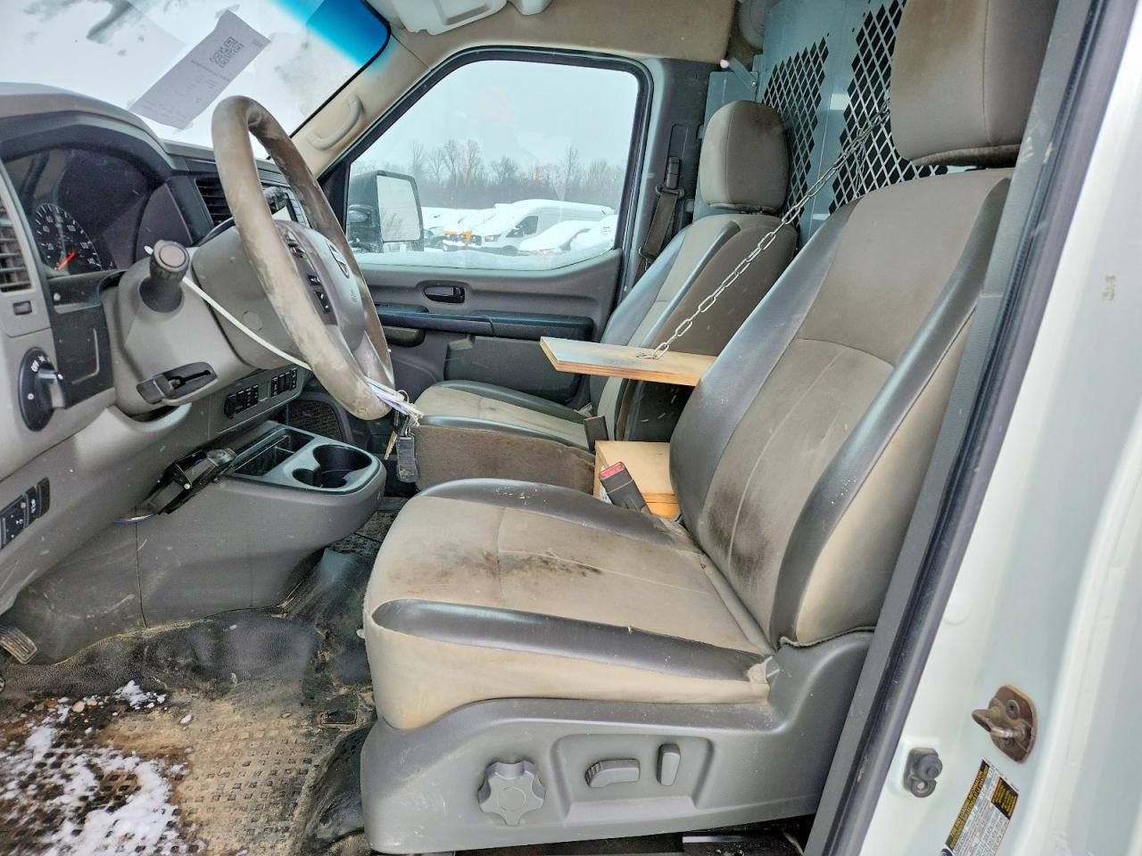 2017 Niss AN NV 2500 Utility / Service Van