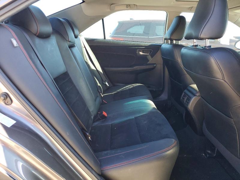 2015 Toyota Camry le