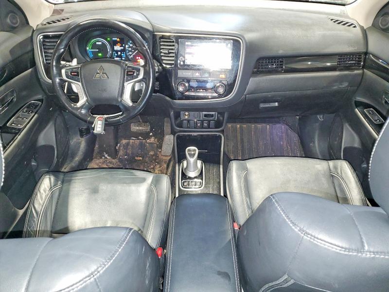 2018 Mitsubishi Outlander se