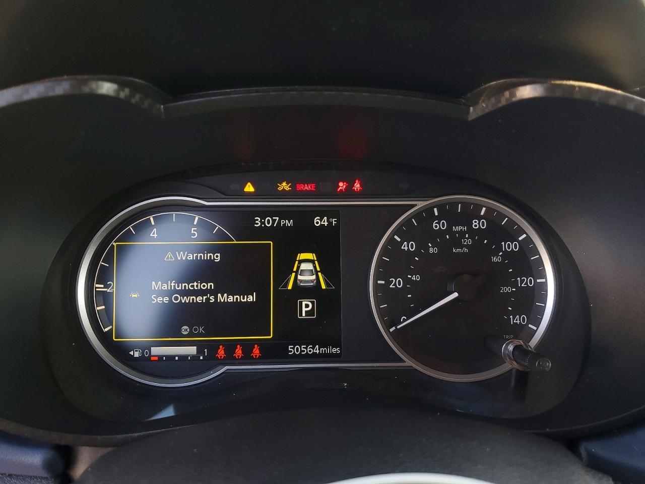 2023 Nissan Versa sv