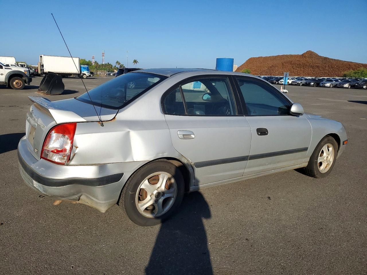2003 Hyundai Elantra gls