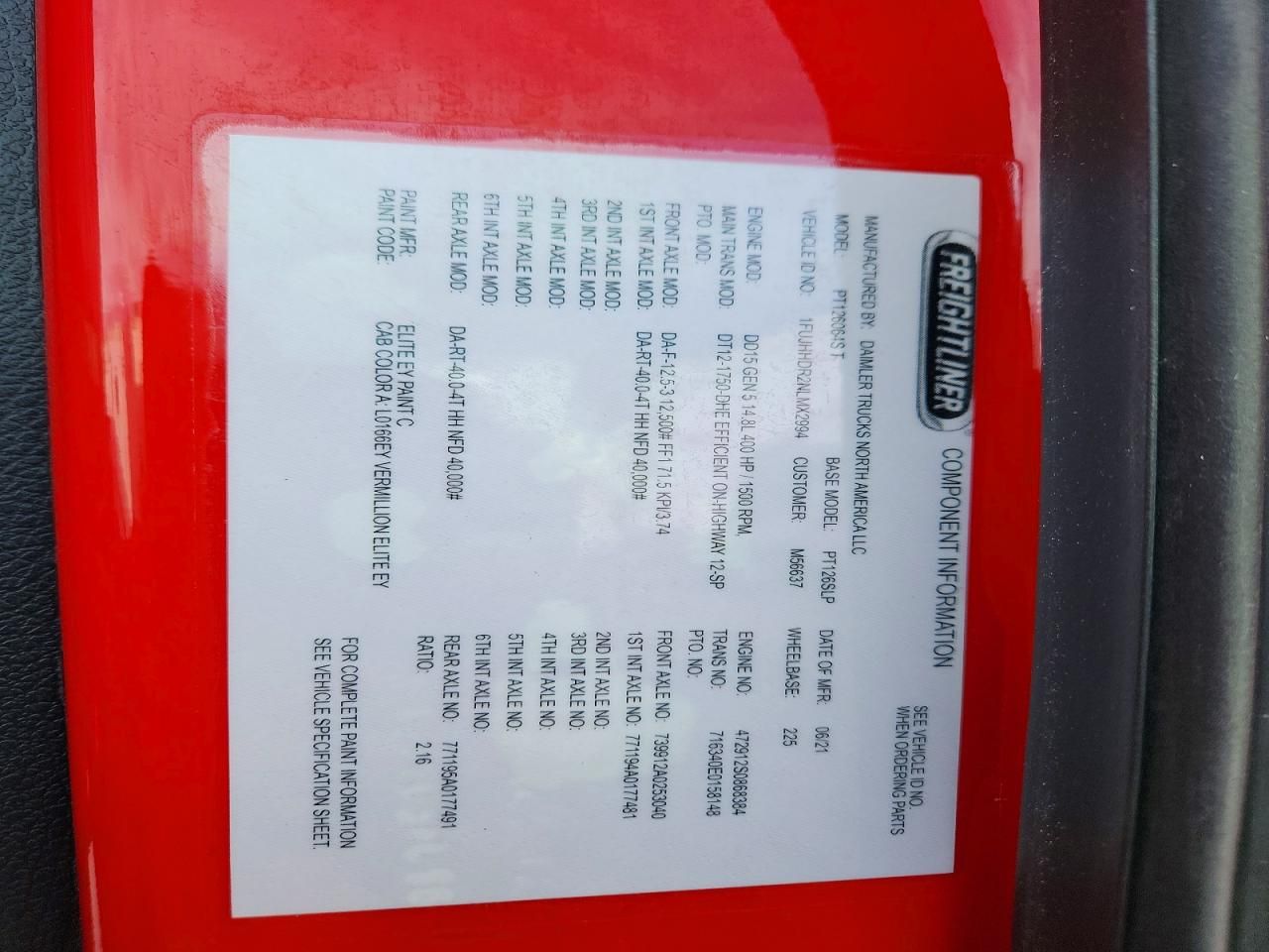 2022 Freightliner Cascadia 1