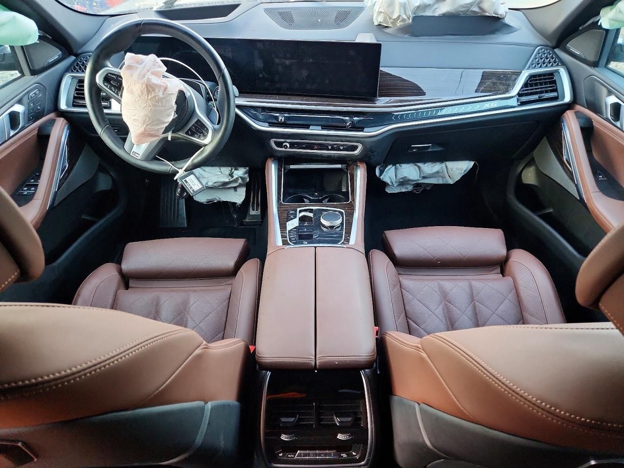 2025 BMW X6 Xdrive40i