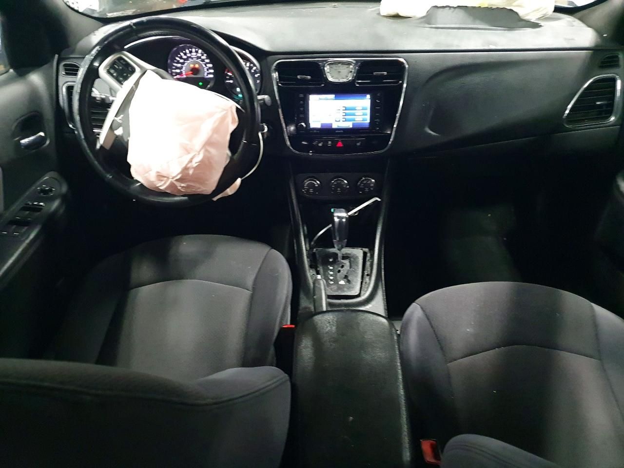 2012 Chrysler 200 Touring