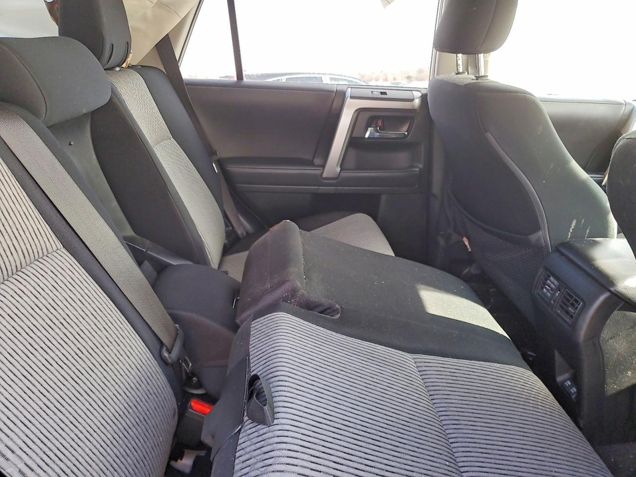 2021 Toyota 4runner SR5