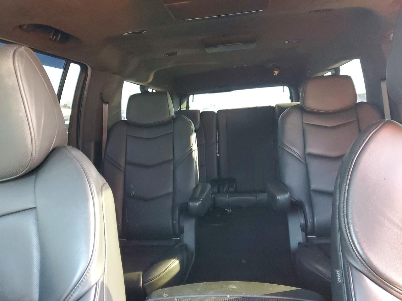 2019 Cadillac Escalade esv Platinum