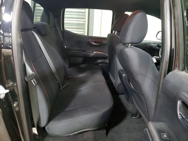 2018 Toyota Tacoma Double cab