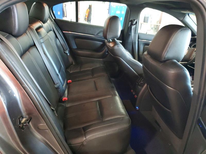 2011 Lincoln MKS