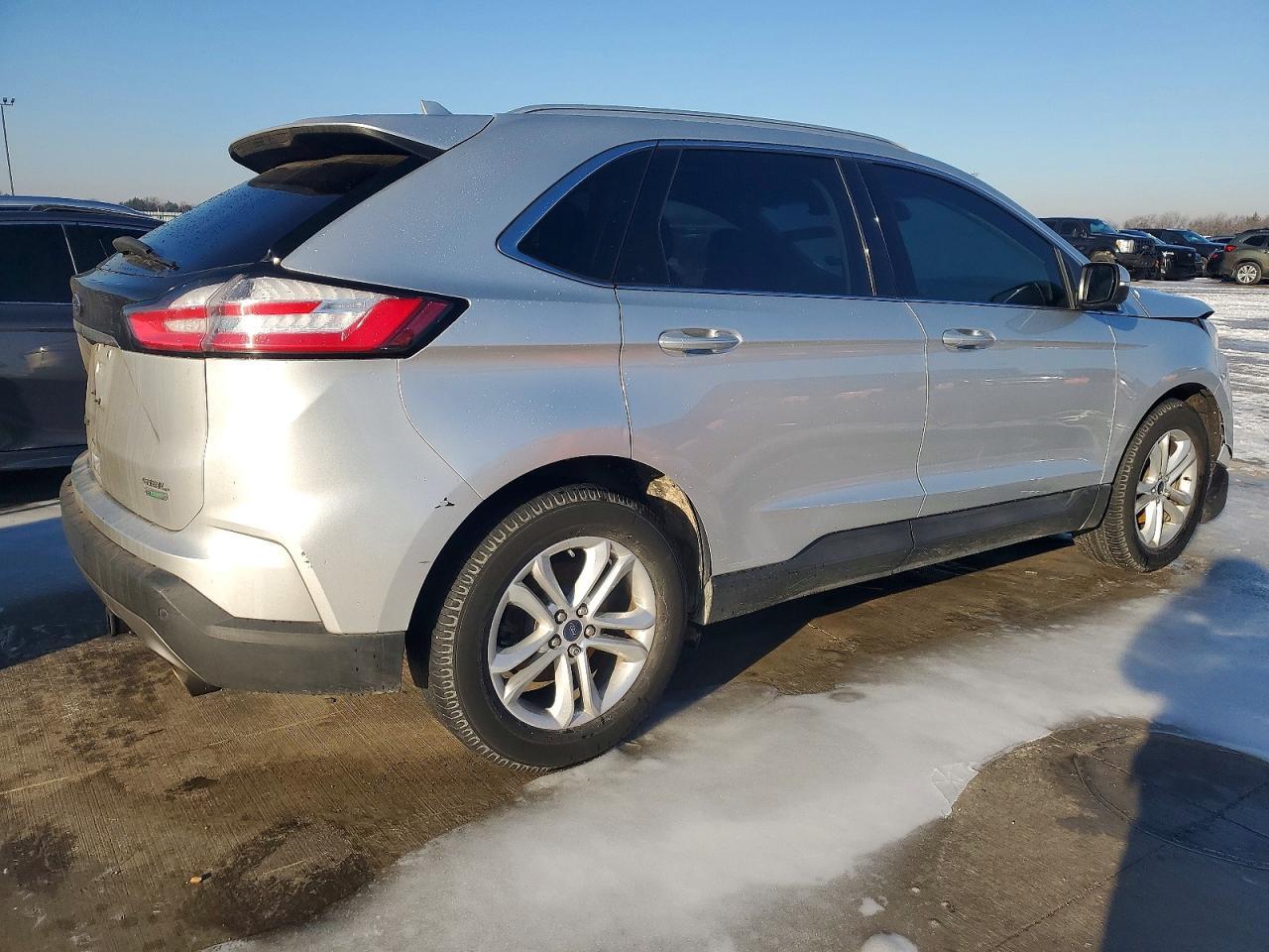 2019 Ford Edge sel