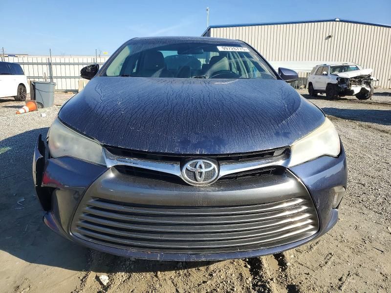 2015 Toyota Camry le