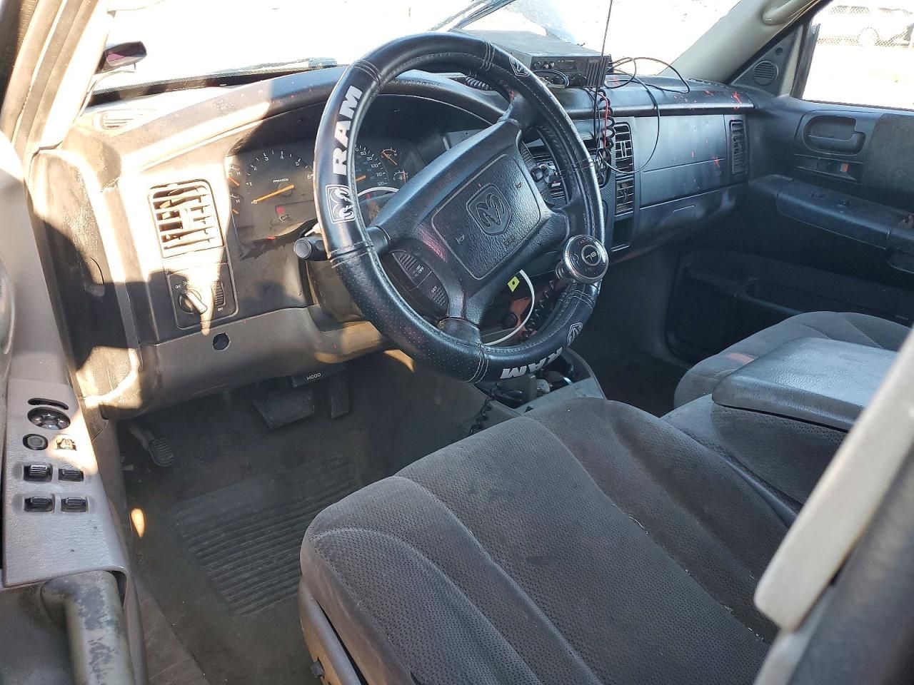 2001 Dodge Dakota Quattro